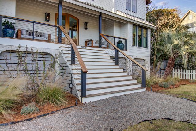 2918 Middle Street, Sullivans Island, SC 29482