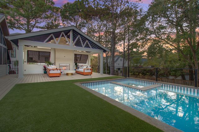 2918 Middle Street, Sullivans Island, SC 29482