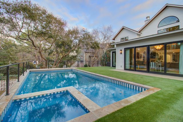 2918 Middle Street, Sullivans Island, SC 29482