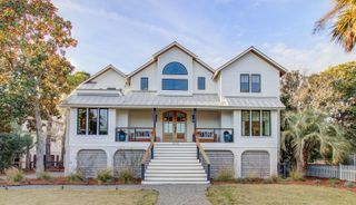 2918 Middle Street, Sullivans Island, SC 29482