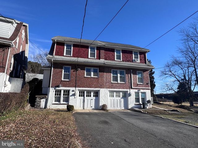 12 HILLSIDE RD, Reading, PA 19609
