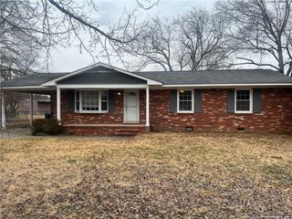 1204 Cullen Drive, Fayetteville, NC 28304
