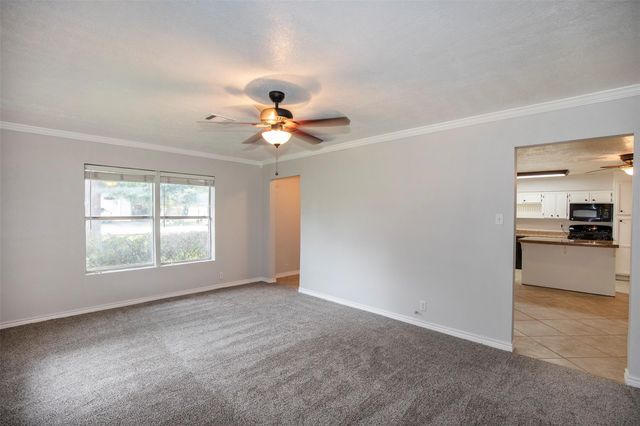 9625 Catlett Lane, La Porte, TX 77571