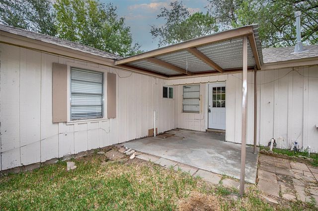 9625 Catlett Lane, La Porte, TX 77571