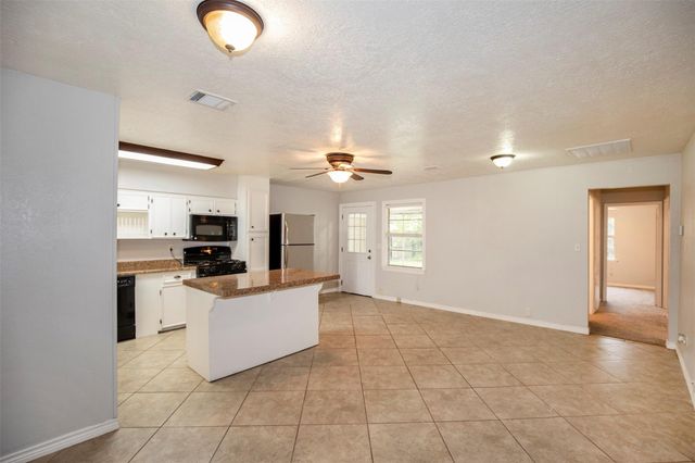 9625 Catlett Lane, La Porte, TX 77571