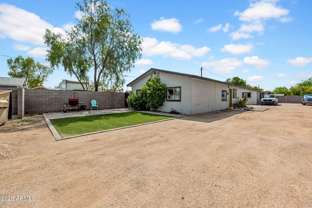 1802 N 26th Place, Phoenix, AZ 85008 — photo 4