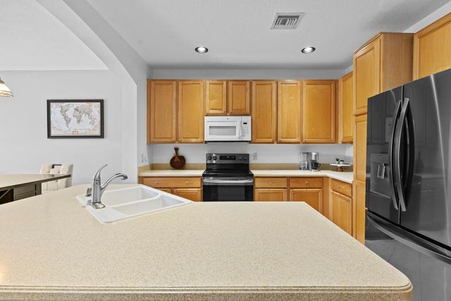 8068 Briantea Drive, Boynton Beach, FL 33472