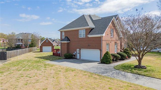 123 Nansemond Pointe DR, Suffolk, VA 23435