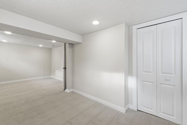 5654 Bryant Avenue N, Brooklyn Center, MN 55430