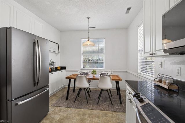 1102 Noble Walk CT, Virginia Beach, VA 23454