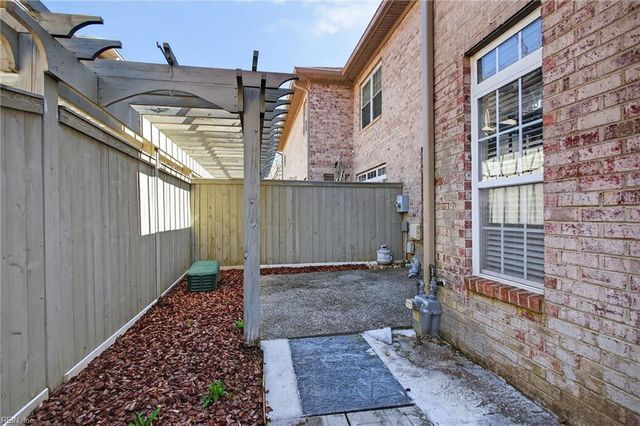 1102 Noble Walk CT, Virginia Beach, VA 23454