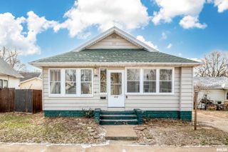 418 CHARLES Street, Pekin, IL 61554