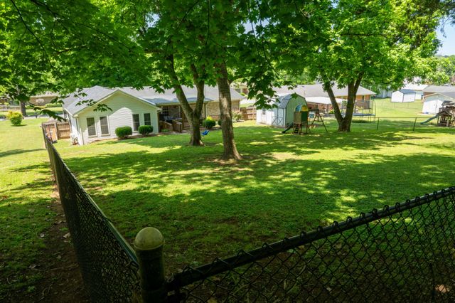 119 Tollgate Rd, Pulaski, TN 38478