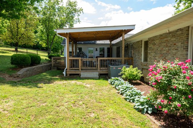 119 Tollgate Rd, Pulaski, TN 38478