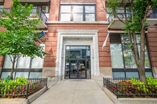 210 S DESPLAINES Street 2103, Chicago, IL 60661