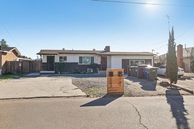 1141 Sumner Ave, El Cajon, CA 92021