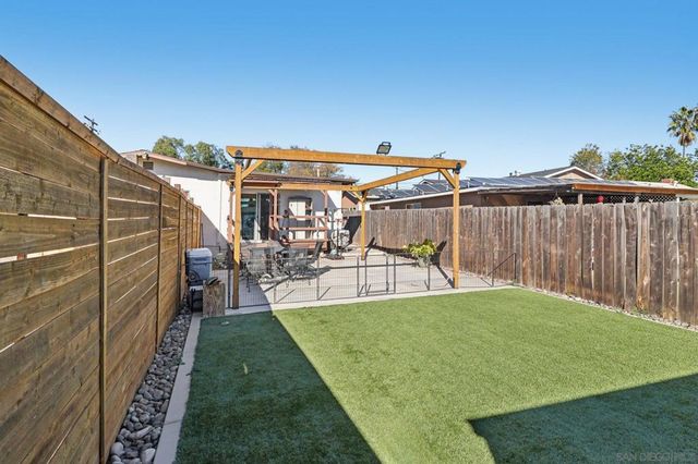 1141 Sumner Ave, El Cajon, CA 92021