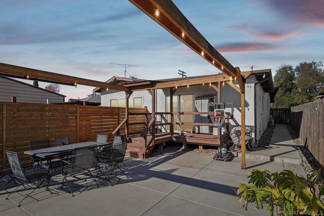 1141 Sumner Ave, El Cajon, CA 92021