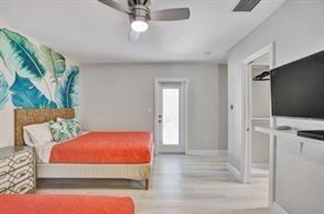 2516 NE 12TH Street 1-2, Fort Lauderdale, FL 33304