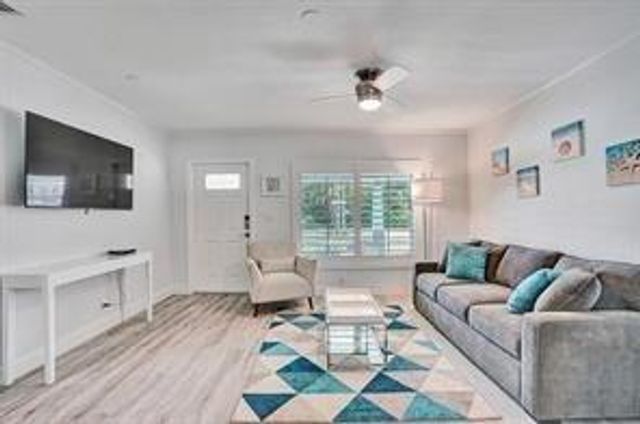 2516 NE 12TH Street 1-2, Fort Lauderdale, FL 33304