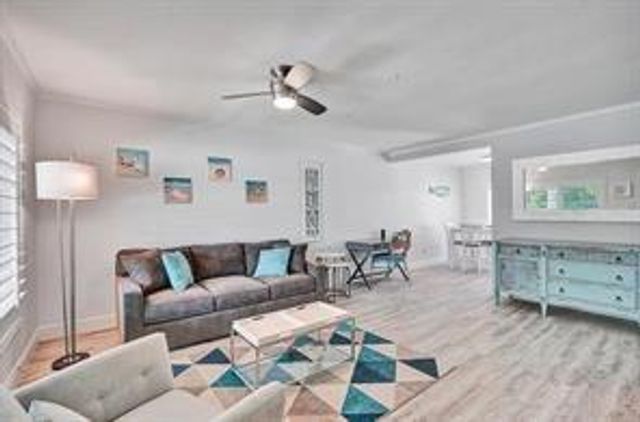 2516 NE 12TH Street 1-2, Fort Lauderdale, FL 33304