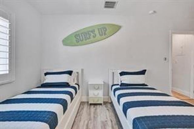 2516 NE 12TH Street 1-2, Fort Lauderdale, FL 33304