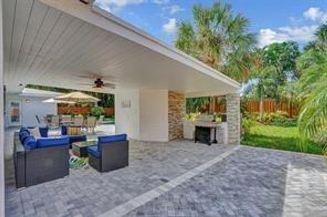 2516 NE 12TH Street 1-2, Fort Lauderdale, FL 33304