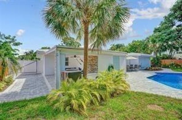 2516 NE 12TH Street 1-2, Fort Lauderdale, FL 33304
