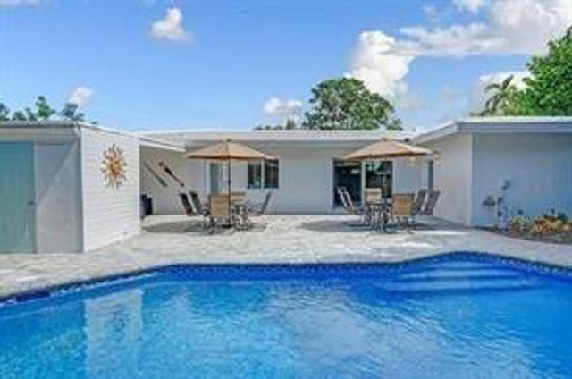 2516 NE 12TH Street 1-2, Fort Lauderdale, FL 33304