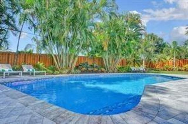 2516 NE 12TH Street 1-2, Fort Lauderdale, FL 33304