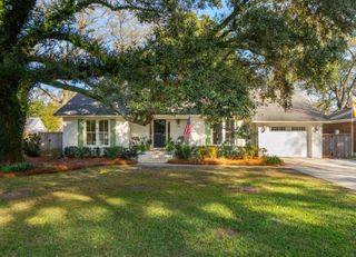 938 Sea Gull Drive, Mount Pleasant, SC 29464