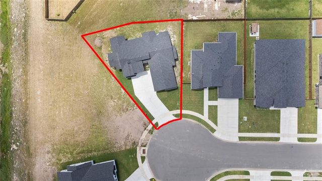 146 Finch Drive, Los Fresnos, TX 78568