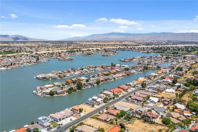 13675 Spring Valley Parkway, Victorville, CA 92395