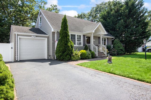168 Harmony Drive, Massapequa Park, NY 11762