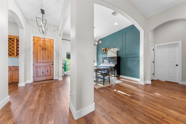 125 Westcreek DR, Bertram, TX 78605