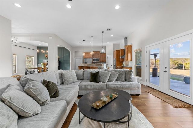 125 Westcreek DR, Bertram, TX 78605