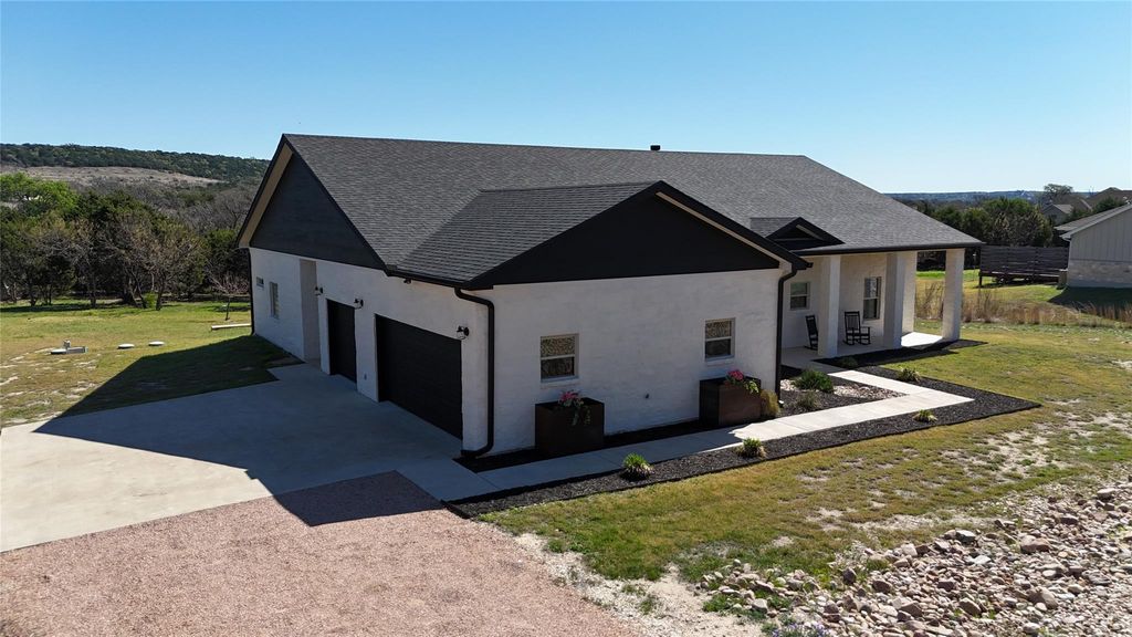 125 Westcreek DR, Bertram, TX 78605