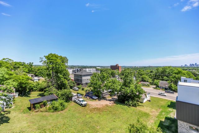 2122 Goodrich Ave, Nashville, TN 37218