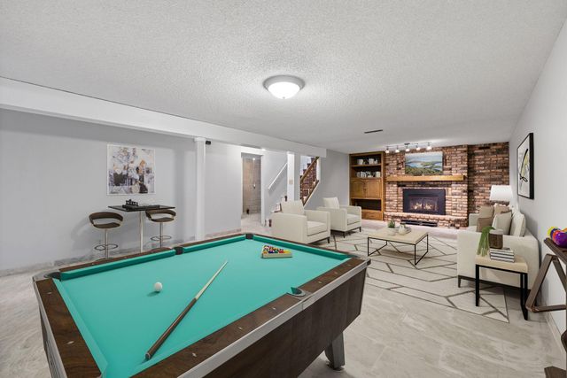 951 Swift Street S, Shakopee, MN 55379