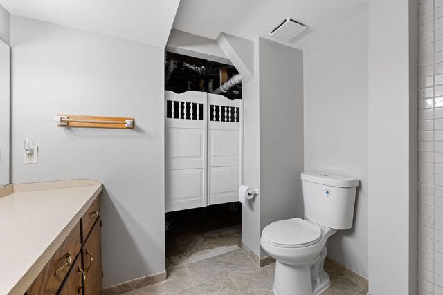 951 Swift Street S, Shakopee, MN 55379