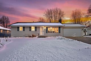 951 Swift Street S, Shakopee, MN 55379