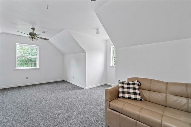 21000 Nicodemus Church Road, Siloam Springs, AR 72761