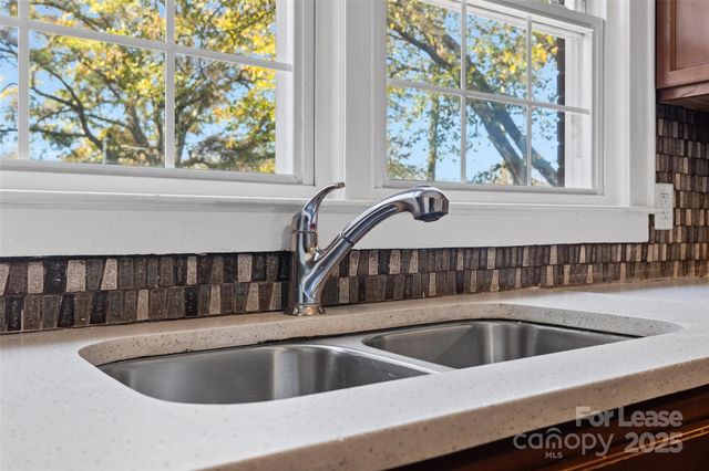 807 N Morris Street, Gastonia, NC 28052