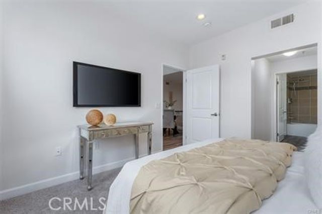 1434 Scholarship, Irvine, CA 92612