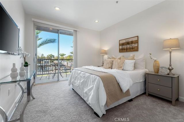 1434 Scholarship, Irvine, CA 92612