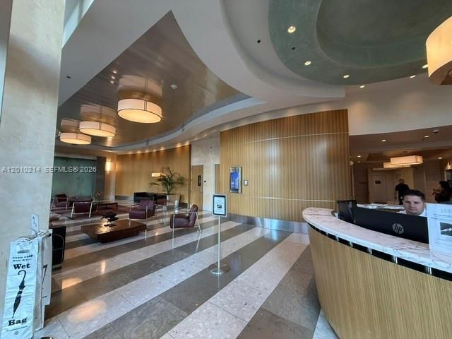175 SW 7th St 1605, Miami, FL 33130