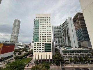 175 SW 7th St 1605, Miami, FL 33130