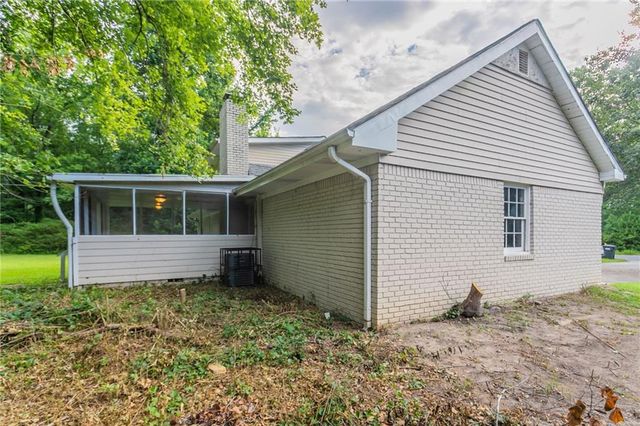 542 Hasty Drive, Lithia Springs, GA 30122