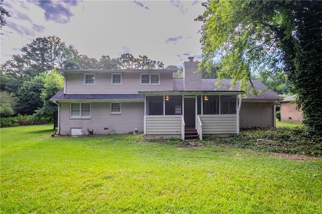 542 Hasty Drive, Lithia Springs, GA 30122