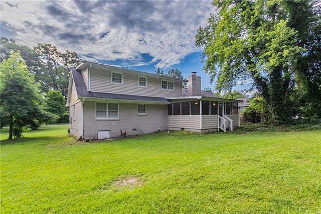 542 Hasty Drive, Lithia Springs, GA 30122